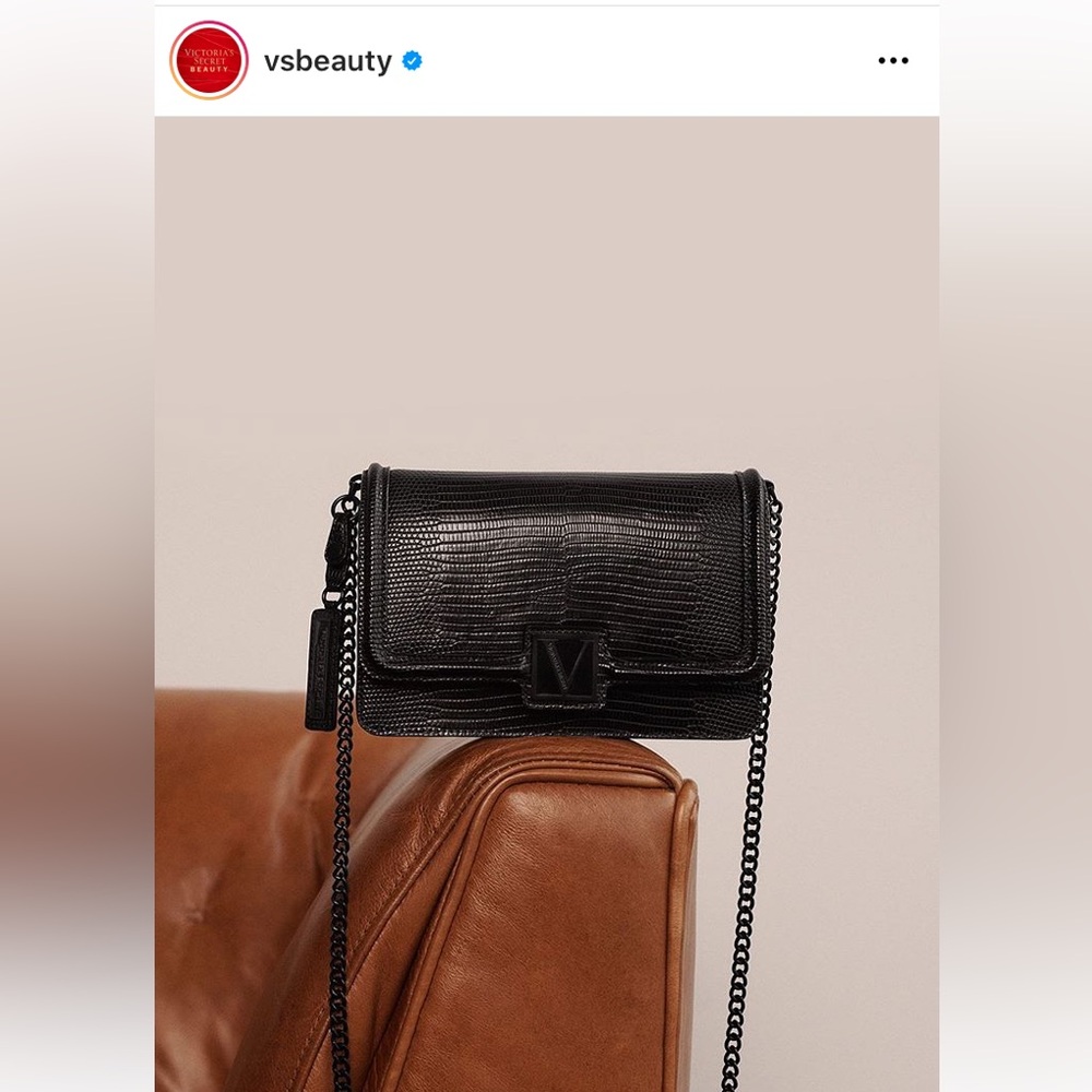 Victoria’s Secret Black Faux Snake Skin Crossbody Shoulder Bag Purse Gun Metal